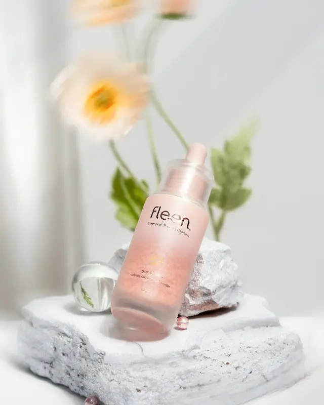 Fleen Beauty’ โตแรง ยอดขายทะยานจ่อ ‘100 ล้าน’ ออม-สุชาร์ เร่งเครื่องพาแบรนด์โต ออกสินค้าใหม่-เพิ่มไซซ์-รุกรีเทลทั่วประเทศ ‘Fleen Skin Tint’ สร้างยอดขาย 10,000 ชิ้นในเดือนแรก